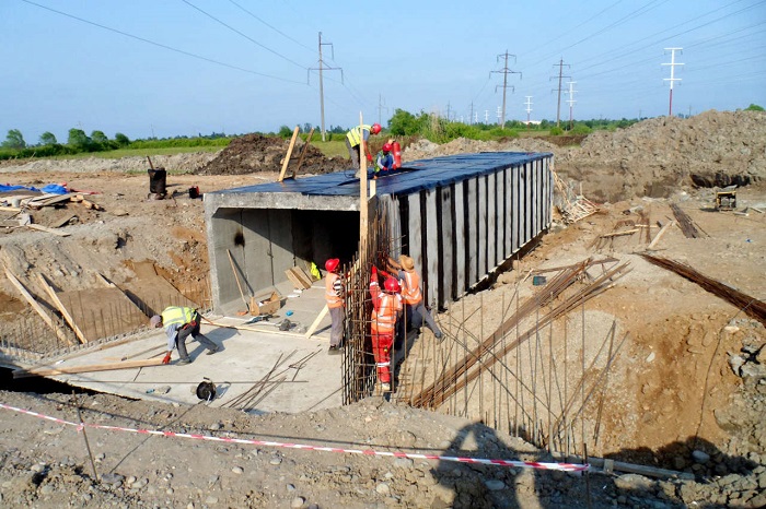 Azerbaijan reveals plans regarding railway bridge on Astara River